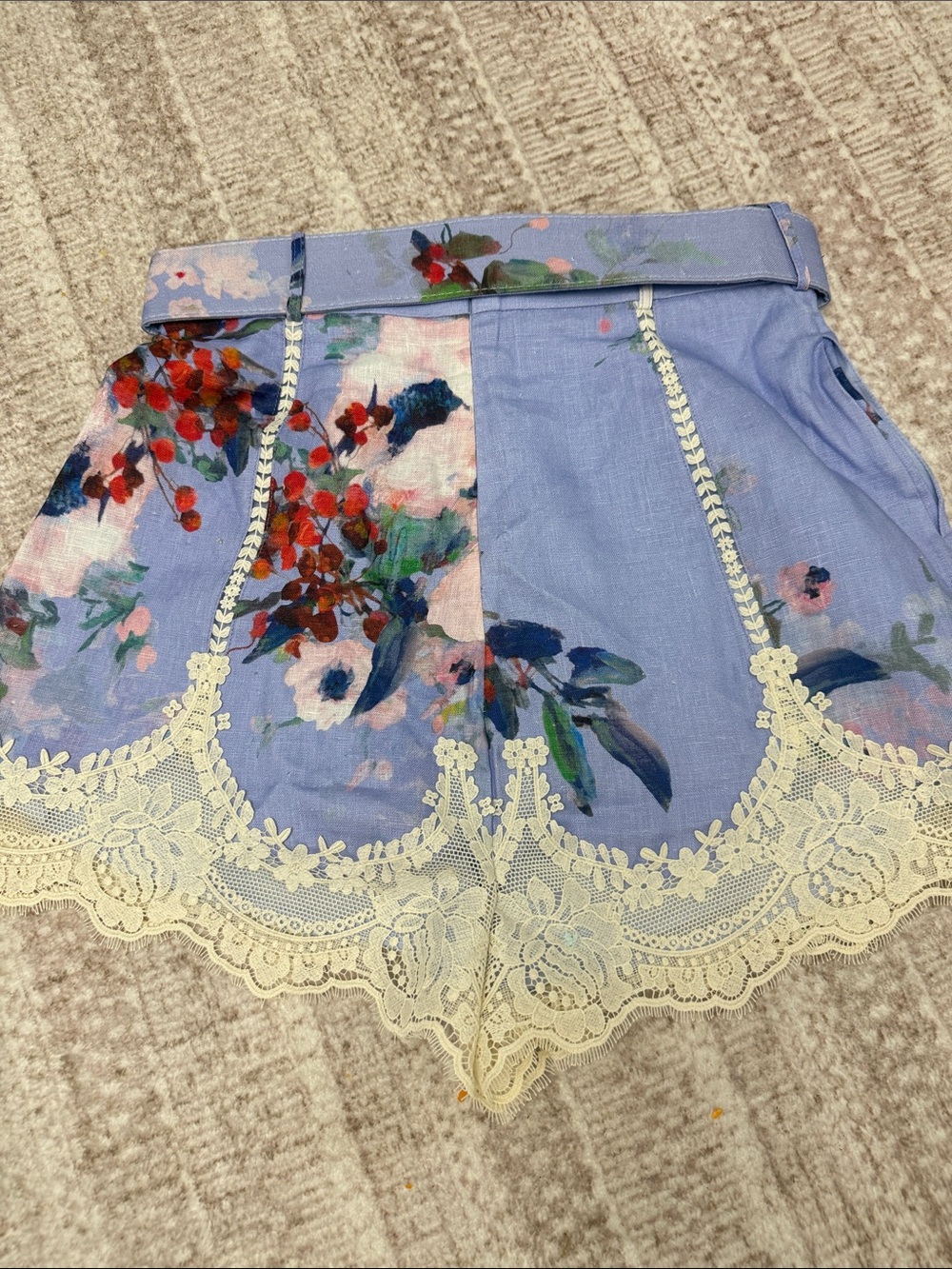 ZIMMERMANN Floral Belted Lace Trim Linen Shorts - Picture 6 of 7